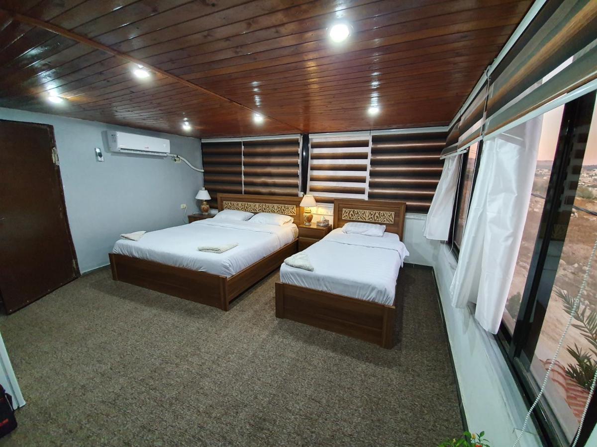 Апартаменти New Luxurious Modern Studio Джераш Екстер'єр фото